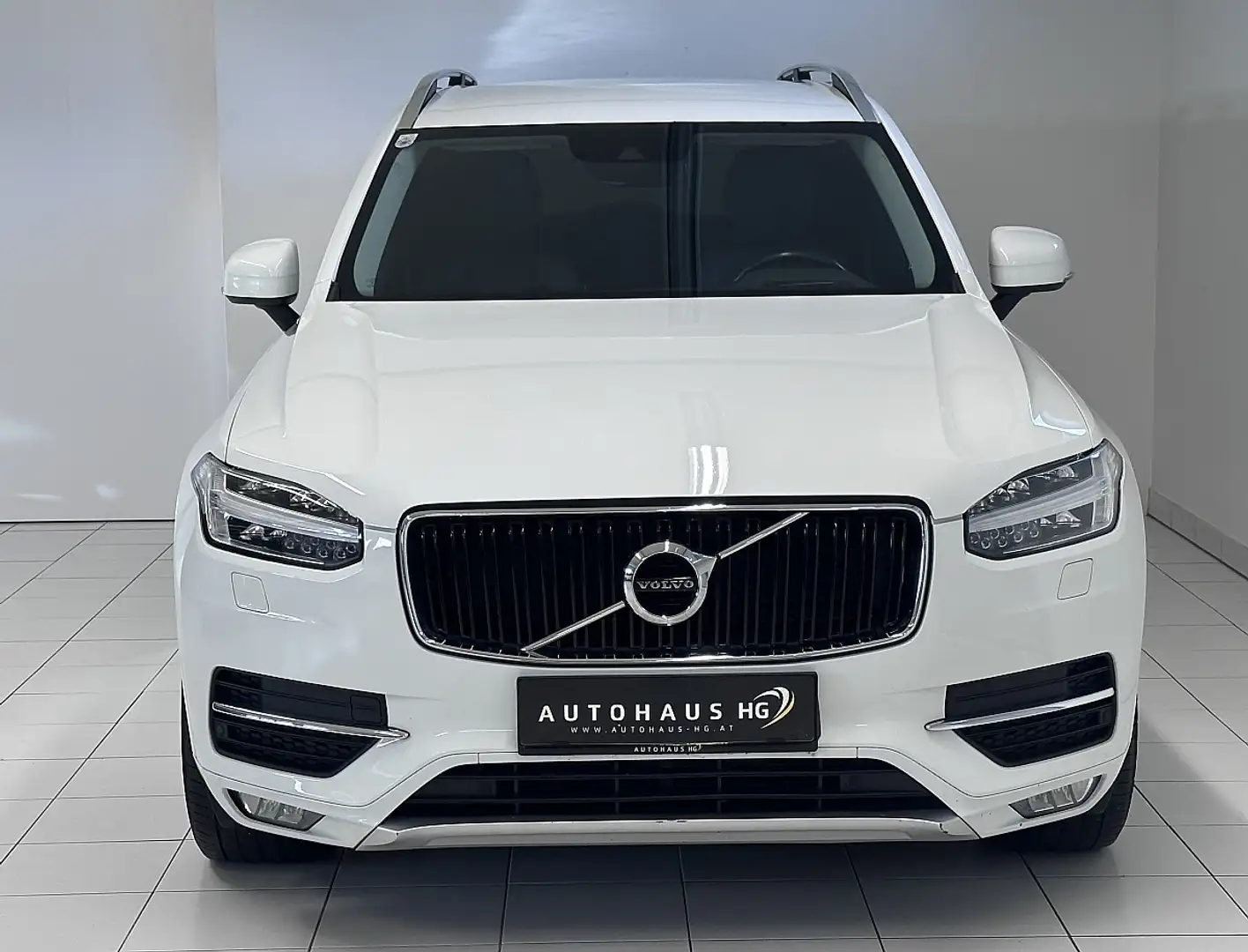 Volvo XC90 D5 AWD Momentum*AHK*ACC*MEMORY* Weiß - 2
