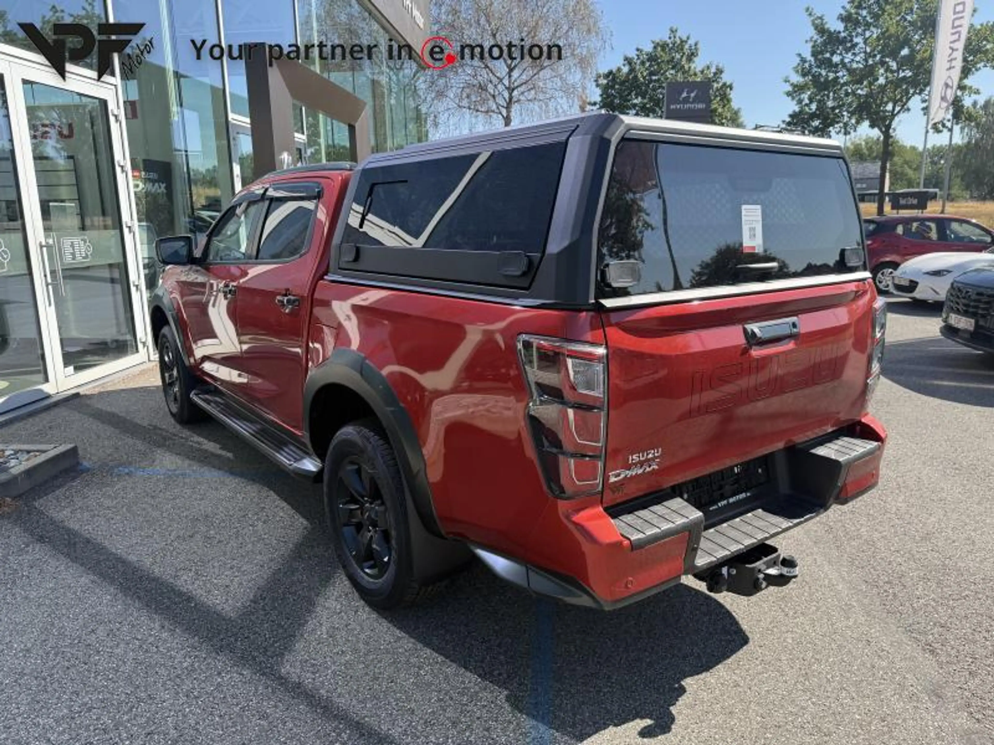 Isuzu D-Max V-Cross Hardtop/trekhaak/Bullbar/Fender — photo 2