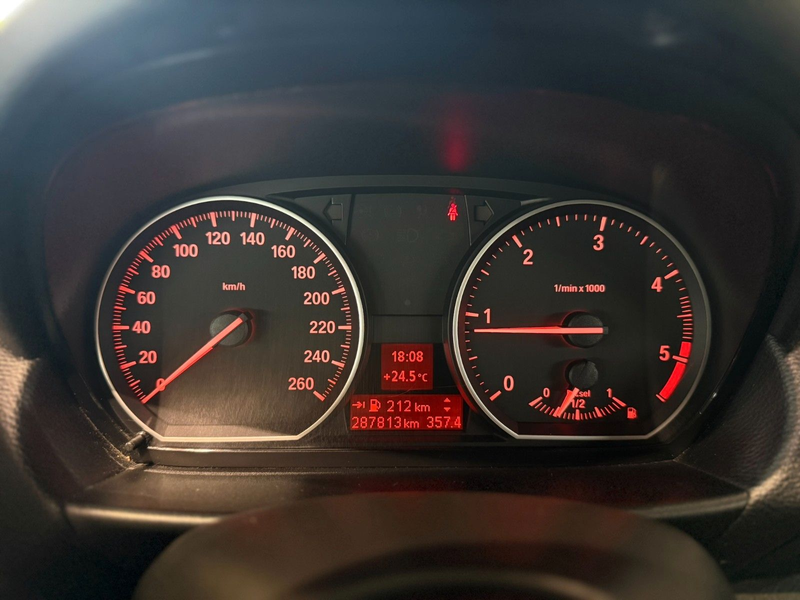 BMW 120 d Coupe*Klimaautomatik*Sport-Paket* ZV — photo 15