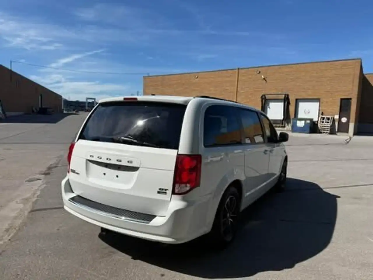 Dodge Grand Caravan снимка Dodge Grand Caravan