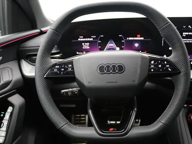 Audi Q5 view 15