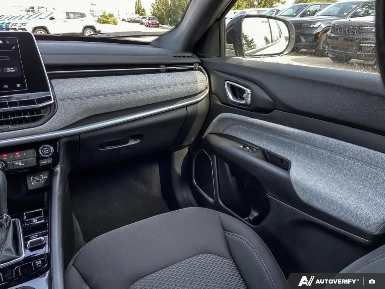 Jeep Compass снимка Jeep Compass