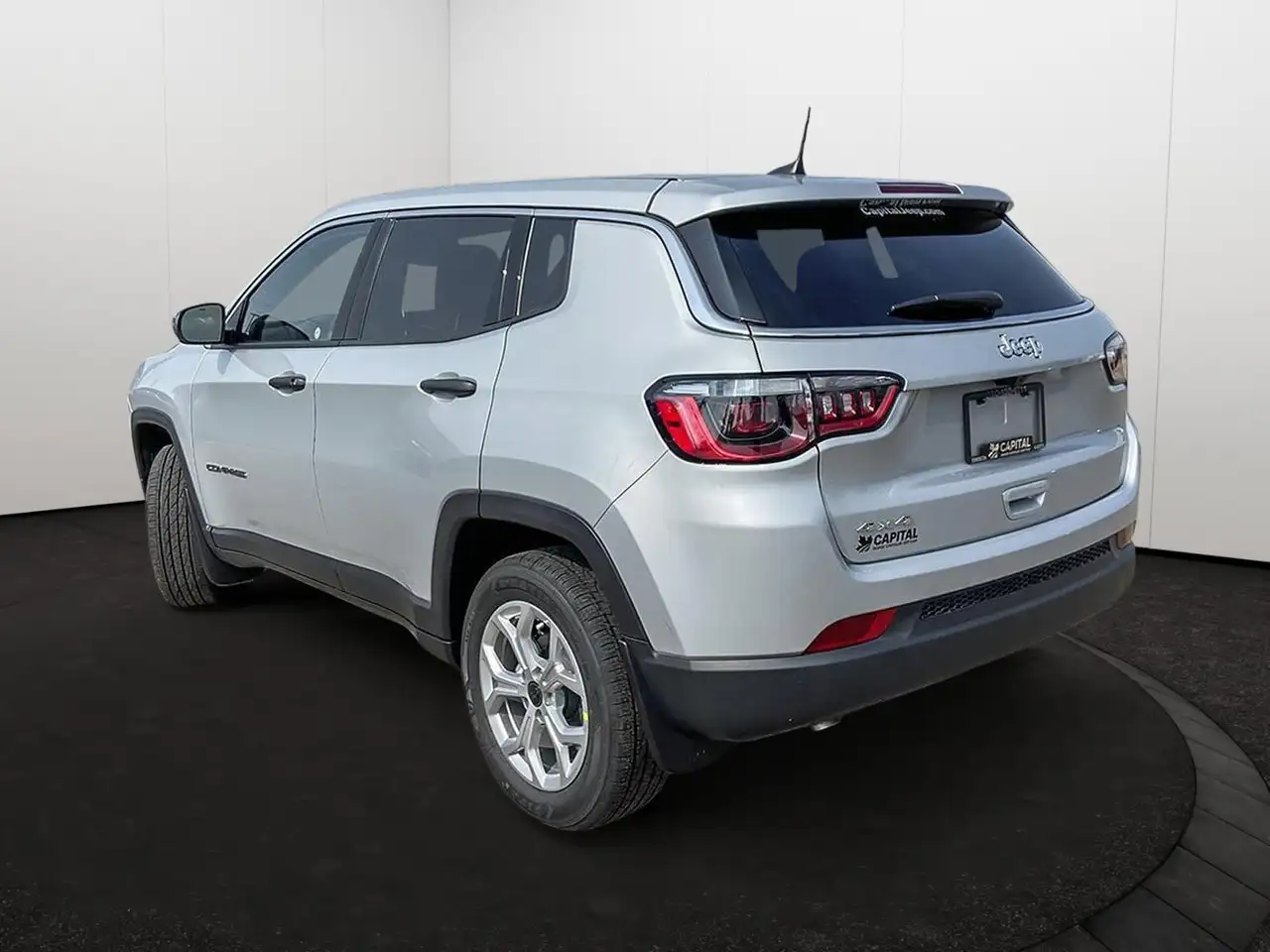Jeep Compass снимка Jeep Compass