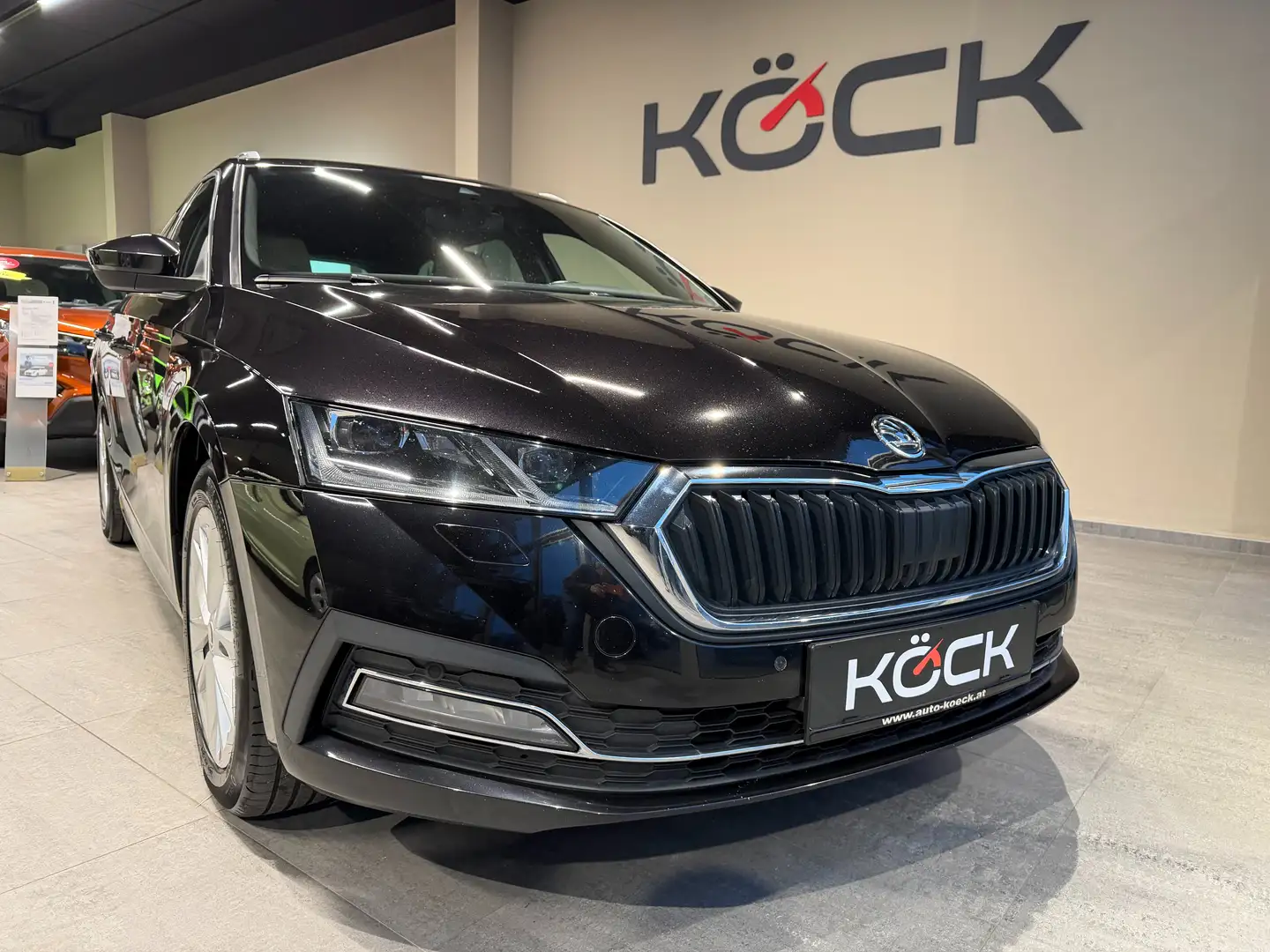 Skoda Octavia Style 4x4 Noir - 2