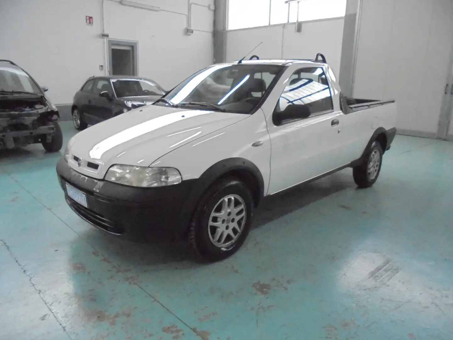 Fiat Strada 1.9D Gancio Traino Bianco - 1