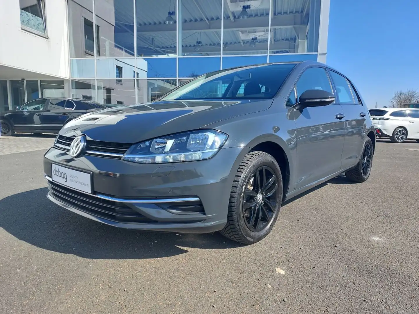 Volkswagen Golf 1.0 TSI (BlueMotion Technology) Comfortline Grijs - 1