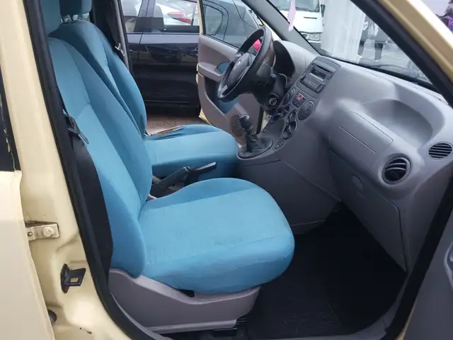 Fiat Panda view 13