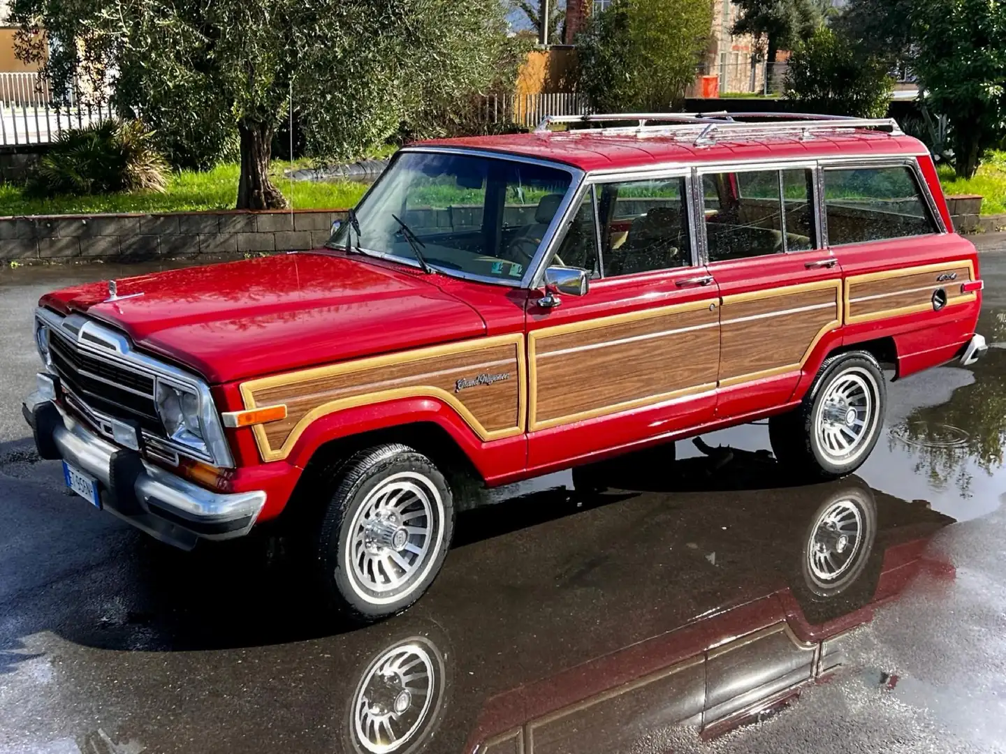 Jeep Wagoneer grand Wagooner Rot - 1