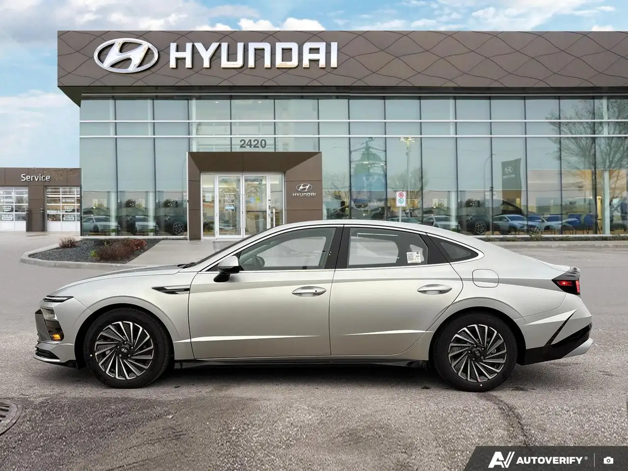 Hyundai SONATA снимка Hyundai SONATA