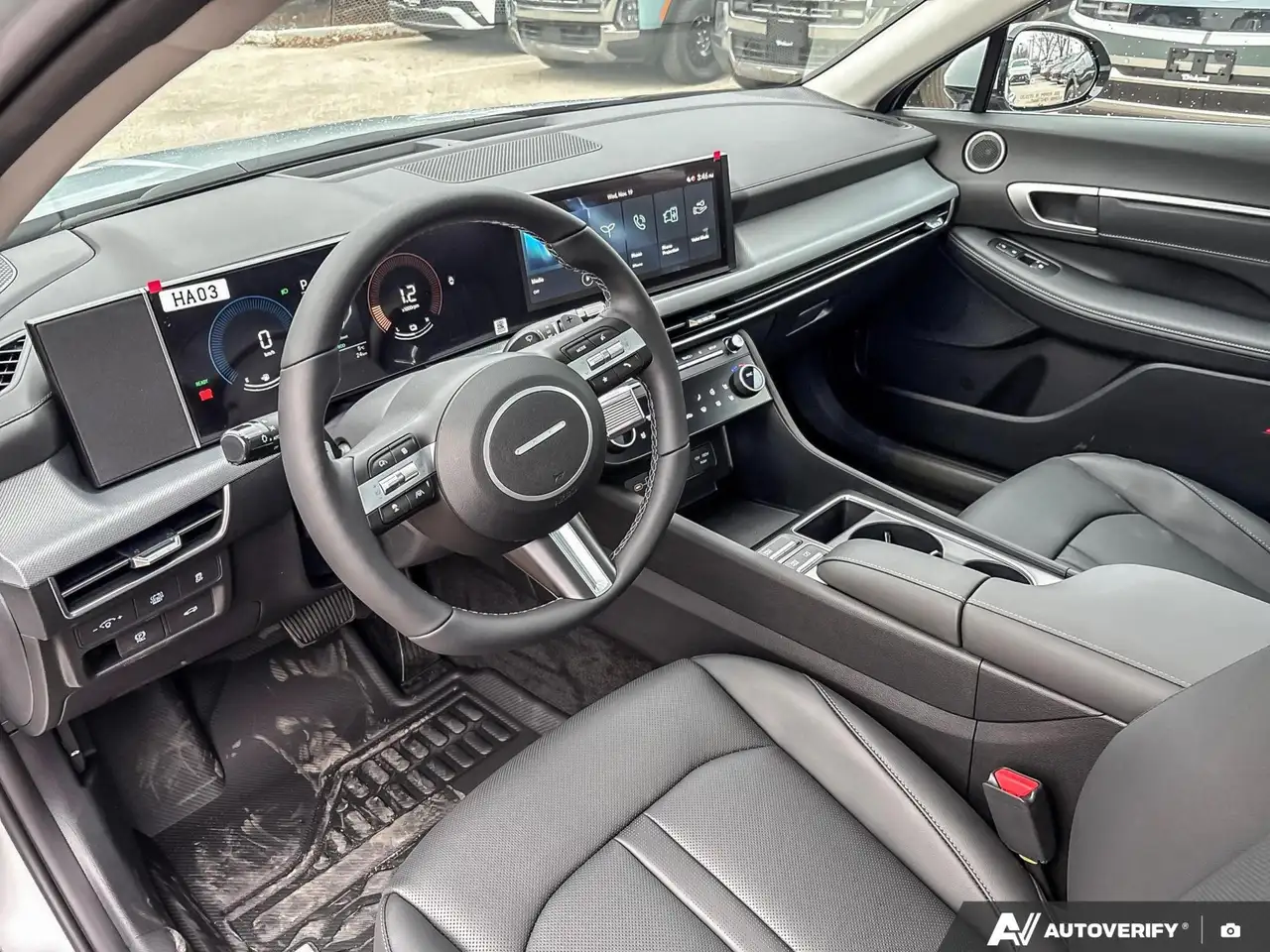 Hyundai SONATA снимка Hyundai SONATA