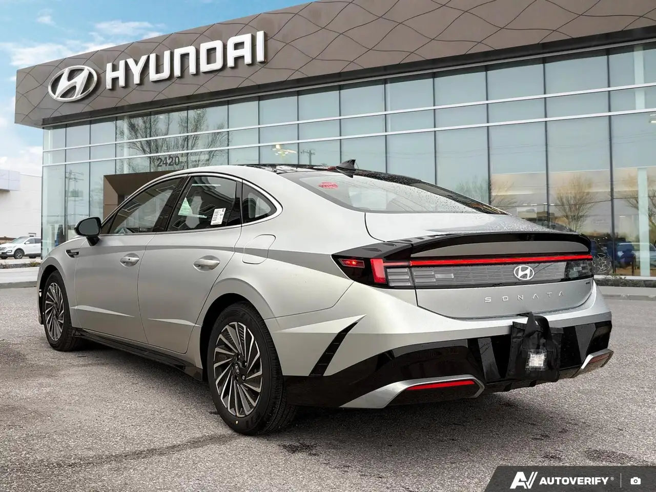 Hyundai SONATA снимка Hyundai SONATA