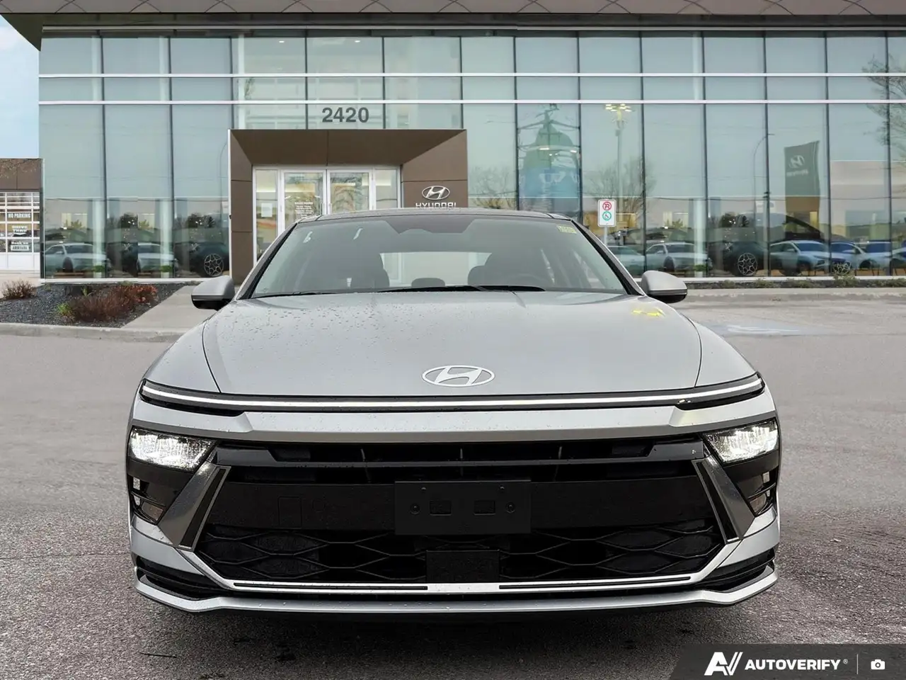 Hyundai SONATA снимка Hyundai SONATA