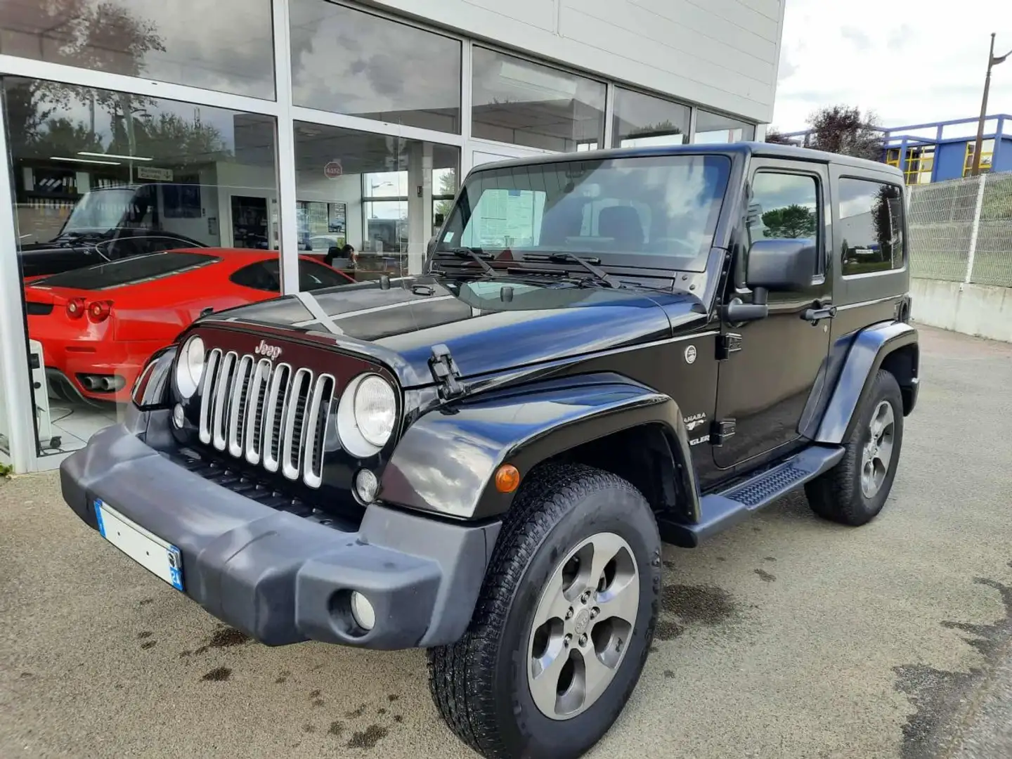 Jeep Wrangler IV 2.2 MJET 200 4WD SAHARA AUTO Zwart - 2