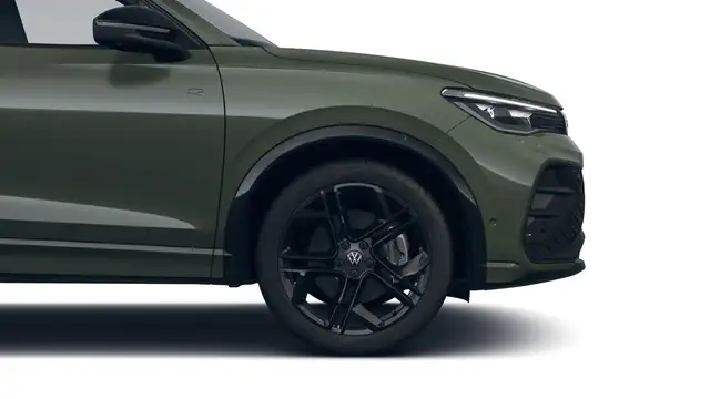 Volkswagen Tiguan view 4