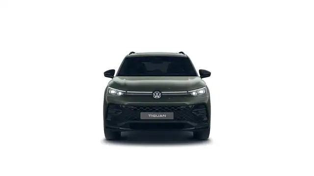 Volkswagen Tiguan view 3