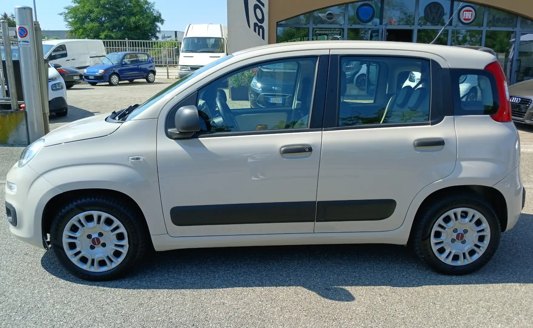 Fiat Panda 1,2 benzina  Easy beige neopatentati EURO6 Beige - 2