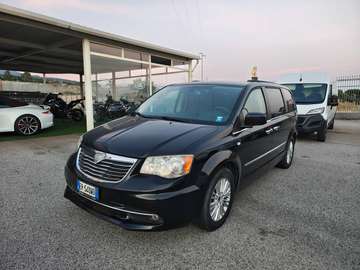Voyager V 2.8L Platinum 163cv auto