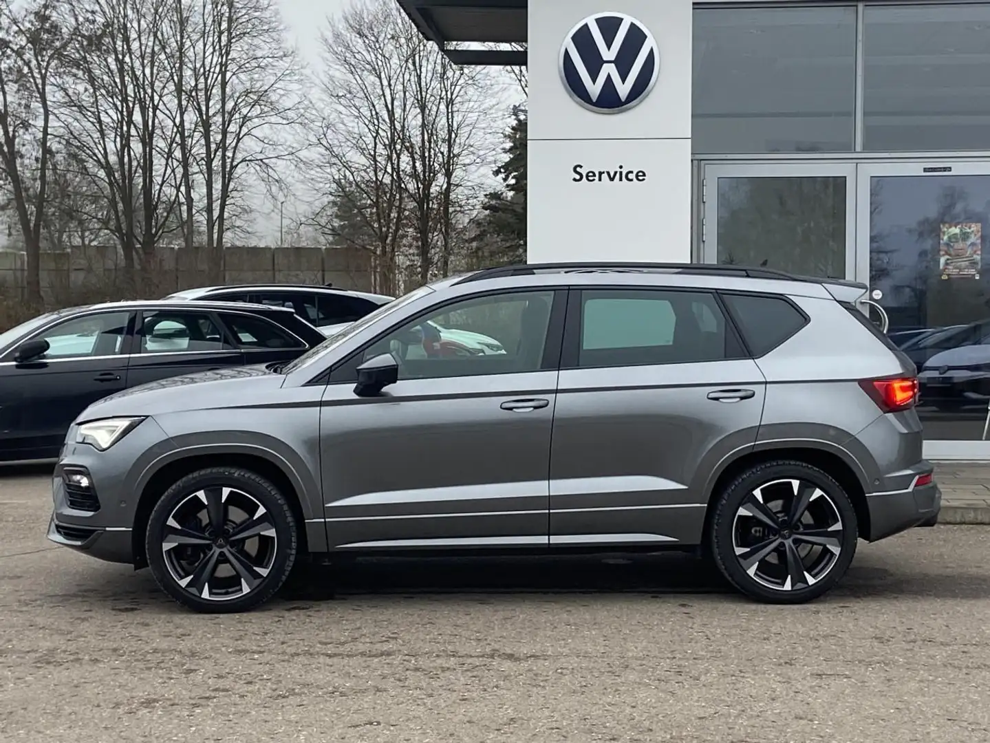 CUPRA Ateca 2.0 TSI DSG 4-DRIVE AHK+EL.HECK+PAKET-XL+B Grau - 2