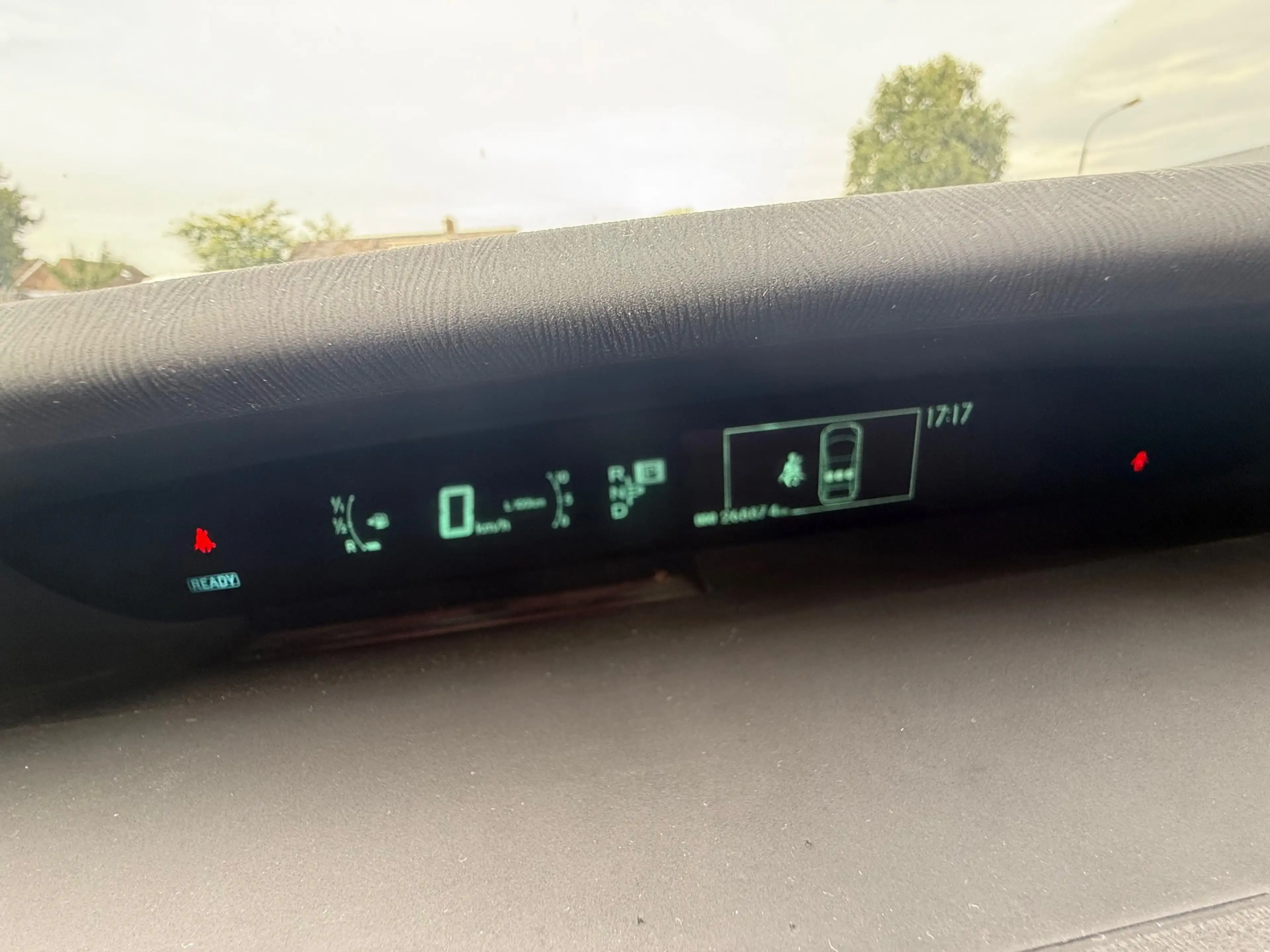 Toyota Prius 1.8 Comfort — photo 13