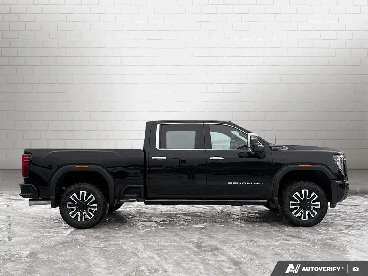 GMC Sierra 2500HD снимка GMC Sierra 2500HD