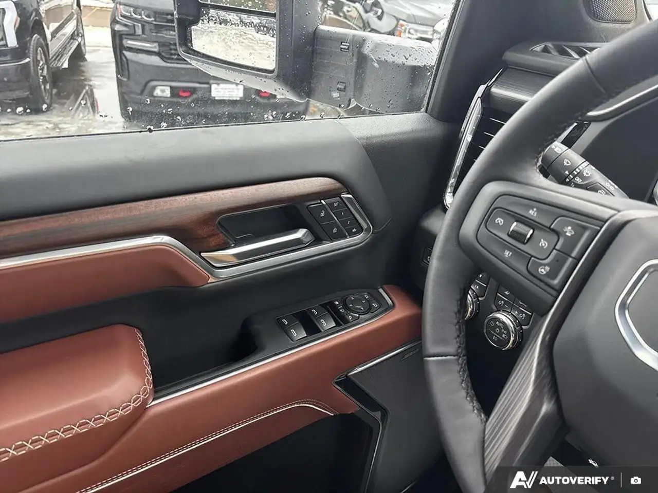 GMC Sierra 2500HD снимка GMC Sierra 2500HD