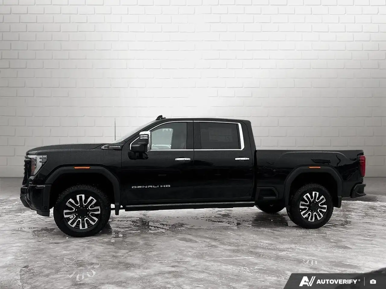 GMC Sierra 2500HD снимка GMC Sierra 2500HD