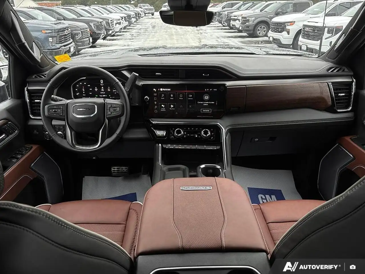 GMC Sierra 2500HD снимка GMC Sierra 2500HD
