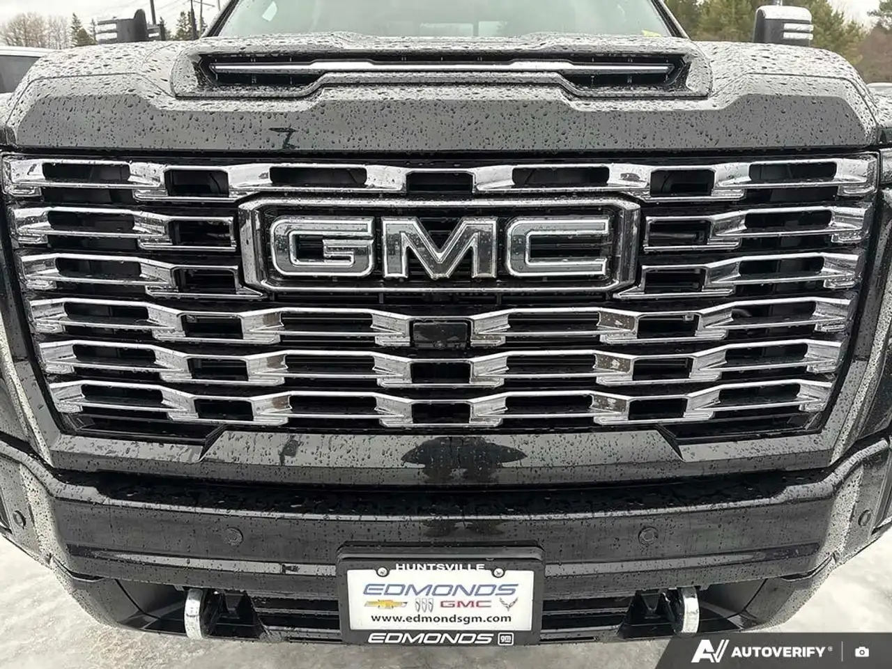 GMC Sierra 2500HD снимка GMC Sierra 2500HD