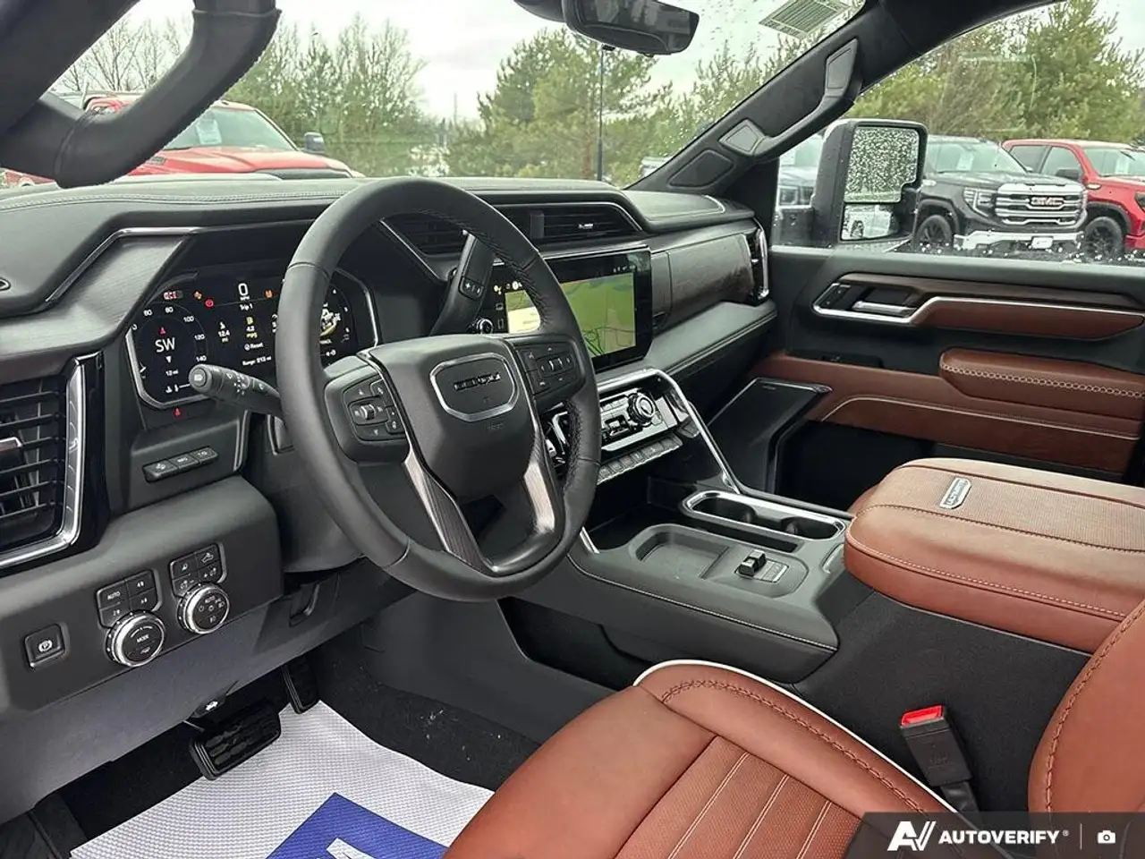 GMC Sierra 2500HD снимка GMC Sierra 2500HD