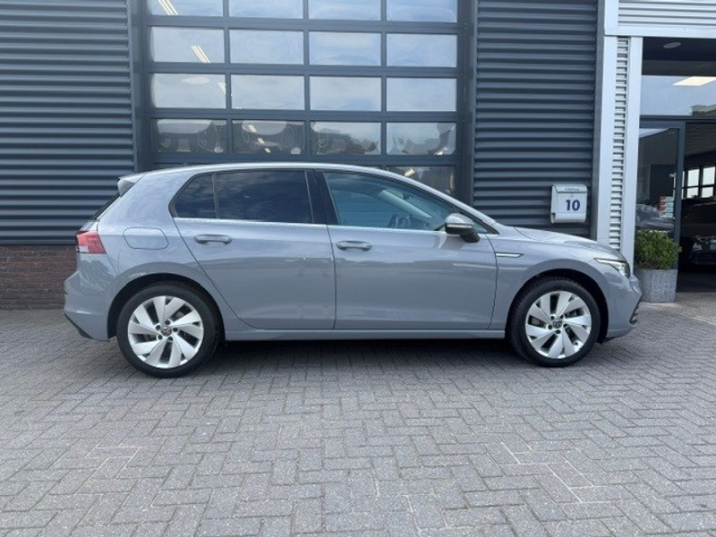 Volkswagen Golf 2.0 TSI Automaat Carplay Navi Camera Stoelverw. Ni — photo 4