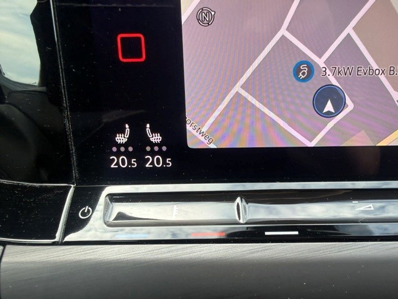 Volkswagen Golf 2.0 TSI Automaat Carplay Navi Camera Stoelverw. Ni — photo 9