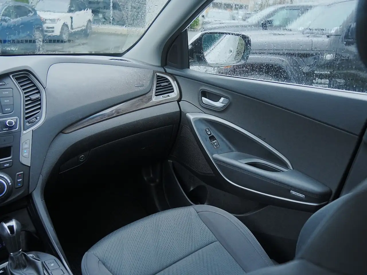 Hyundai SANTA FE снимка Hyundai SANTA FE