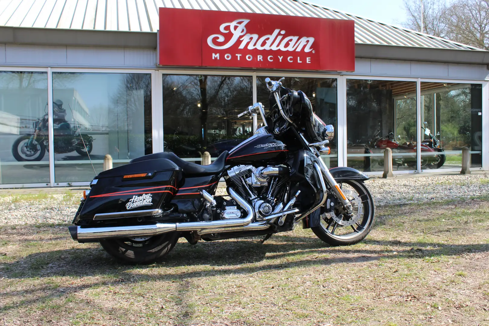 Harley-Davidson Street Glide Special Negru - 1