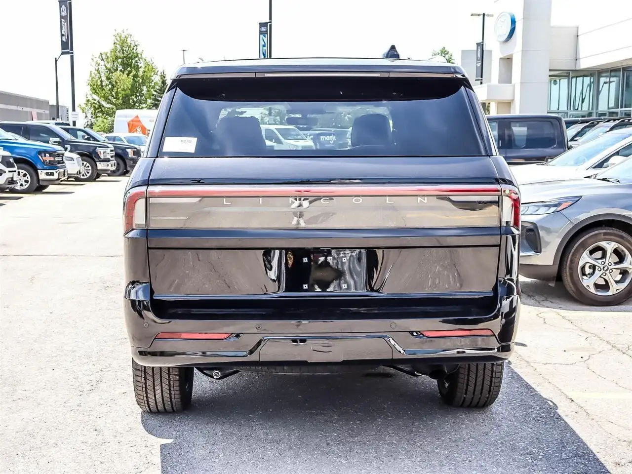 Lincoln Navigator снимка Lincoln Navigator