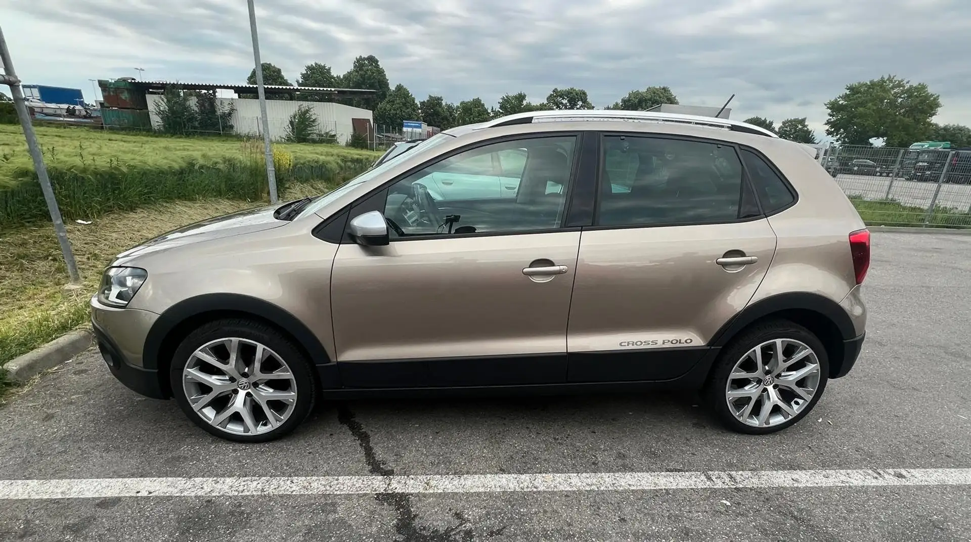 Volkswagen Polo Cross CrossPolo Beige - 1