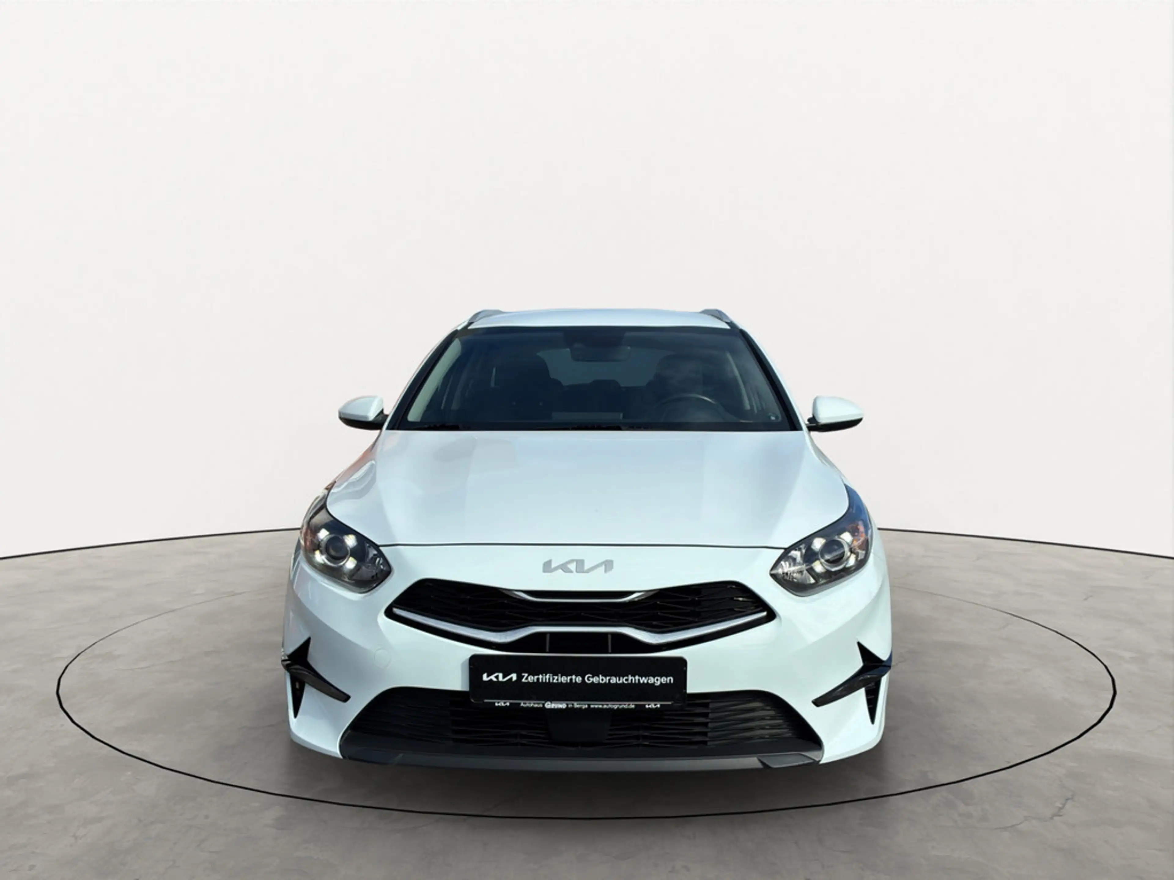 Kia Ceed / cee'd — photo 3