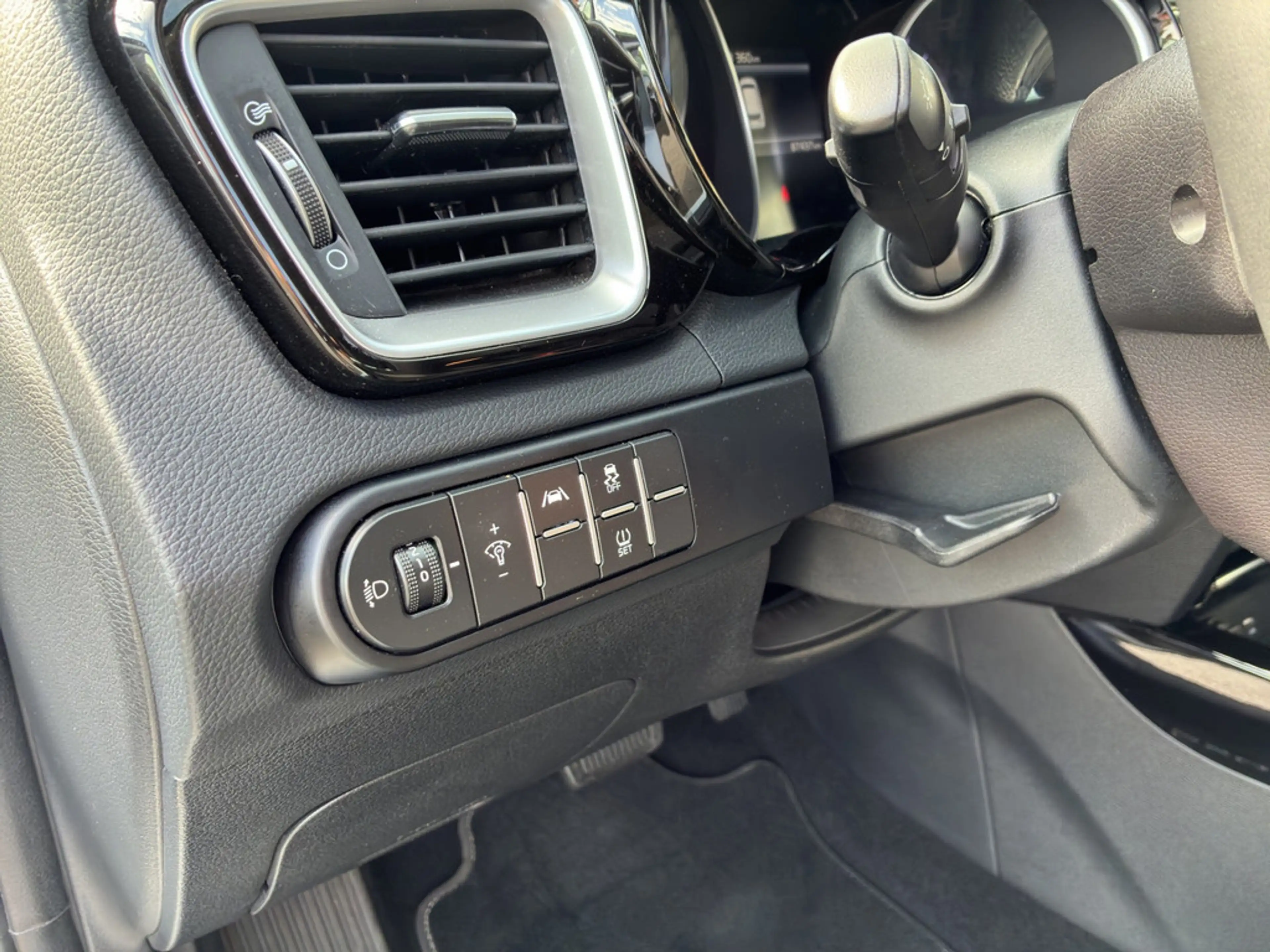 Kia Ceed / cee'd — photo 8