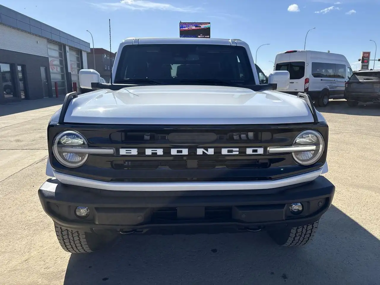 Ford Bronco снимка Ford Bronco