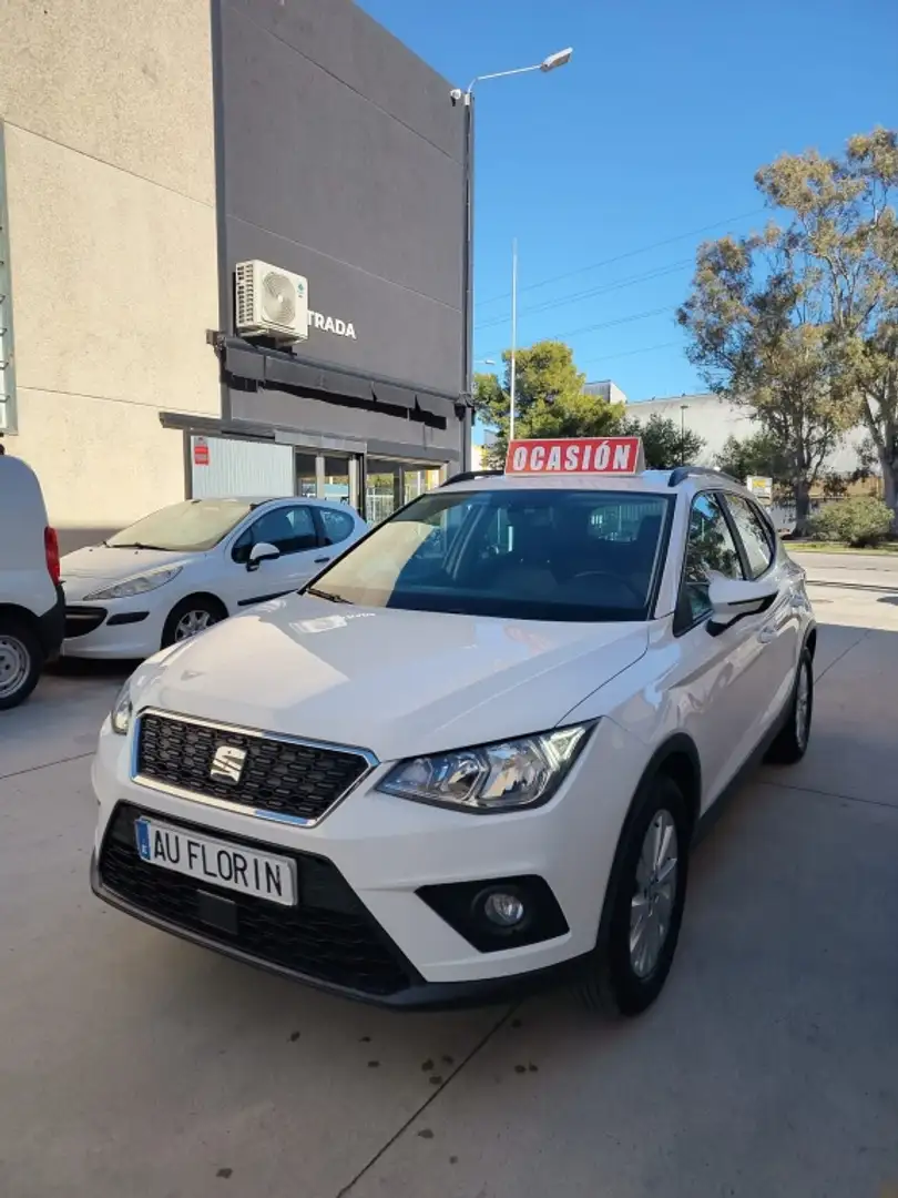 SEAT Arona 1.0 TSI Ecomotive S&S Reference 95 Blanco - 2