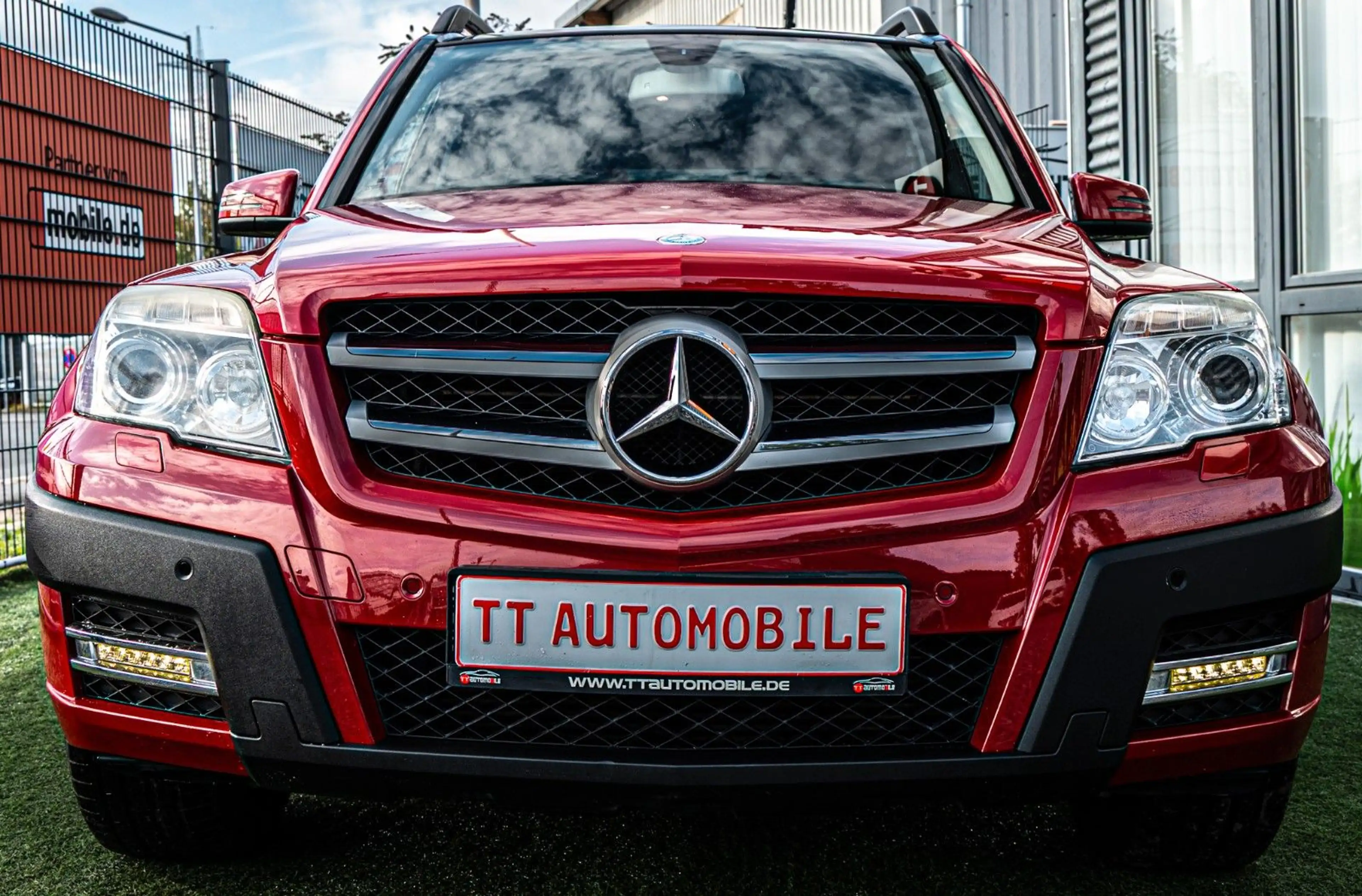 Mercedes-Benz GLK 220 CDI 4MATIC PANO|AHK|H/K|NAVI — photo 3