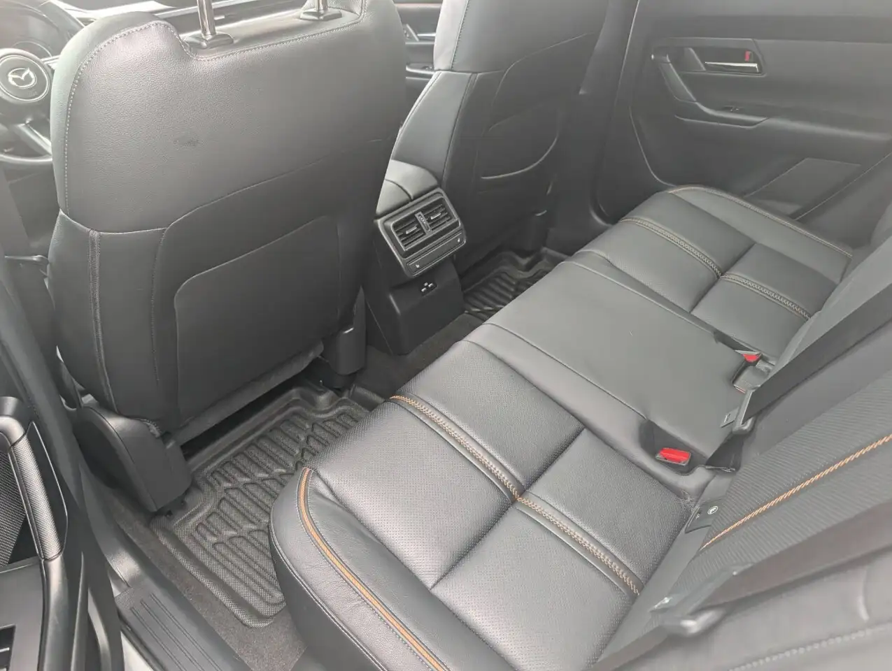 Mazda CX-50 снимка Mazda CX-50