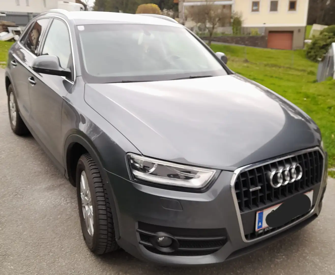 Audi Q3 Q3 2,0 TDI quattro S-tronic Daylight Grau - 1