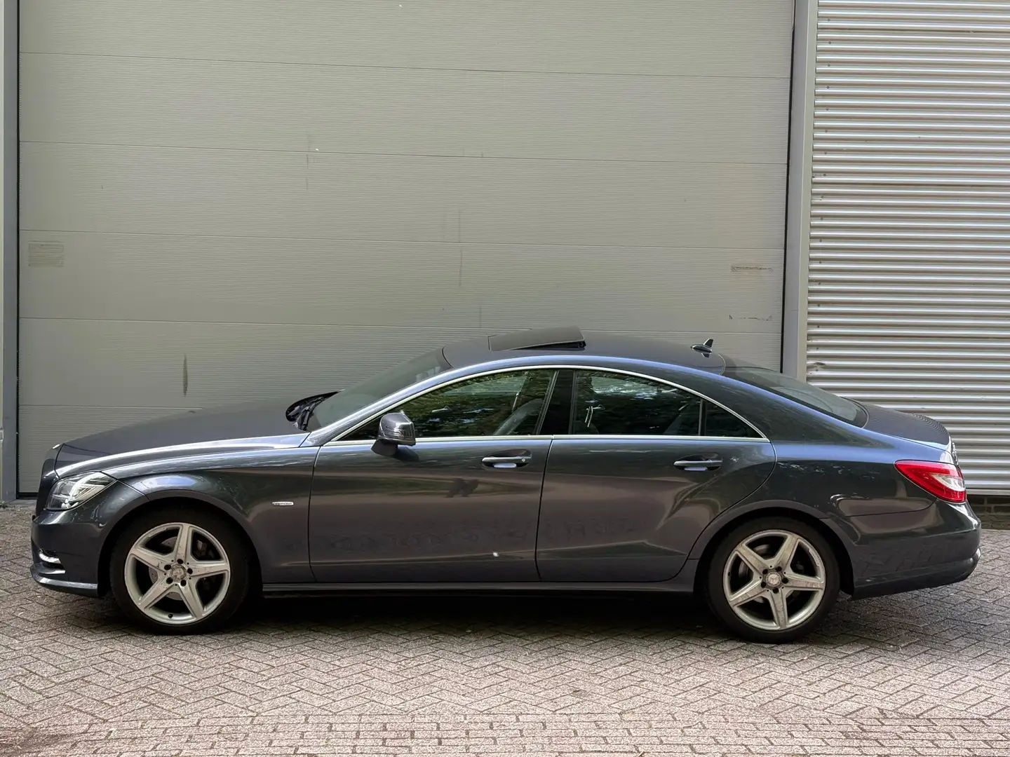 Mercedes-Benz CLS 350 CDI AMG l Schuifdak l Volleder l Climate l Navi l Gris - 2