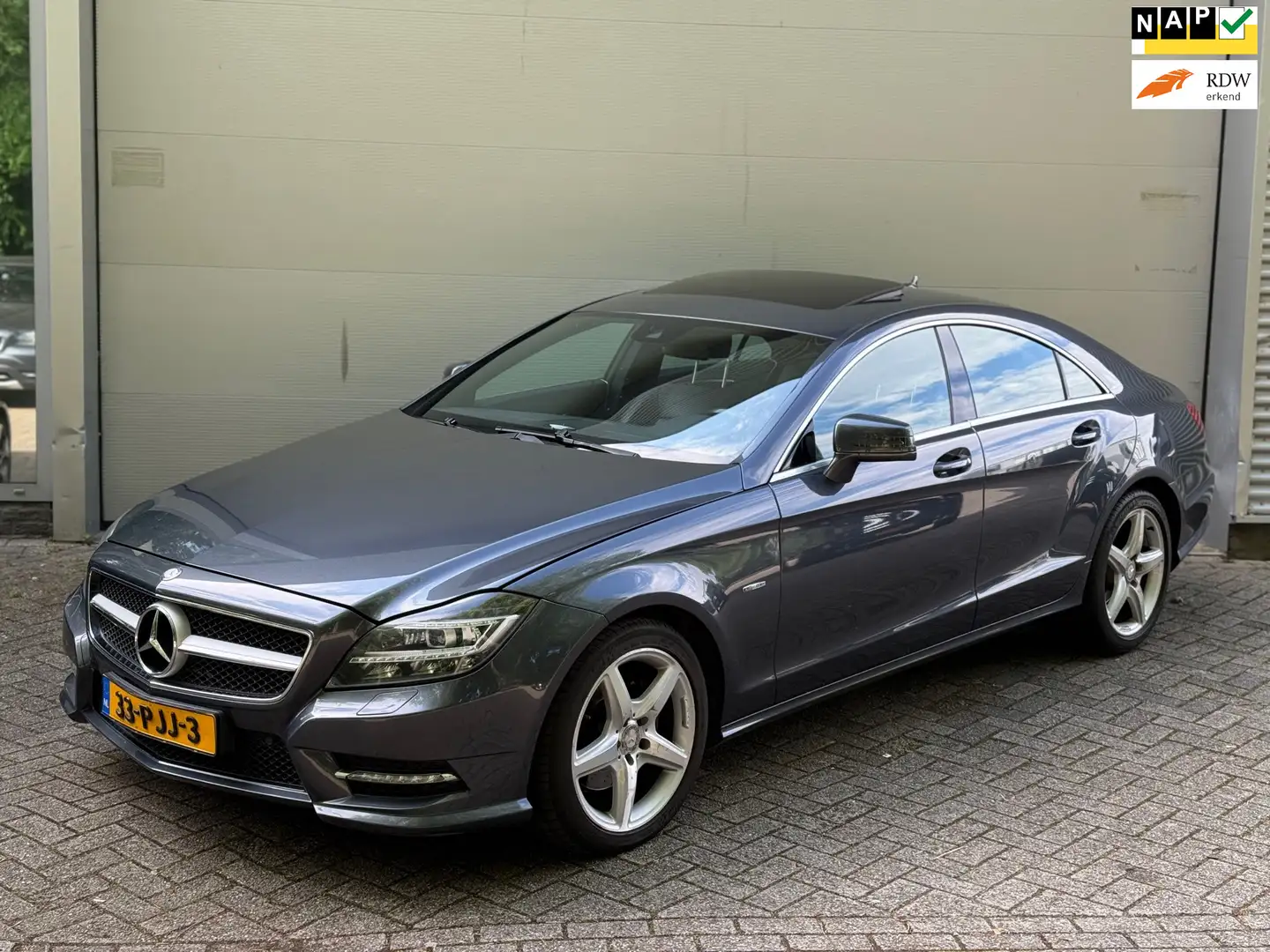 Mercedes-Benz CLS 350 CDI AMG l Schuifdak l Volleder l Climate l Navi l Gris - 1
