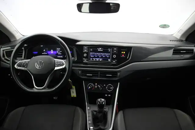 Volkswagen Taigo view 2