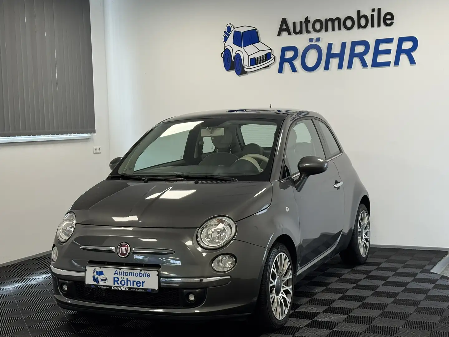 Fiat 500 0.9 Lounge Klimaanlage Einparkhilfe Glasdach Grau - 1