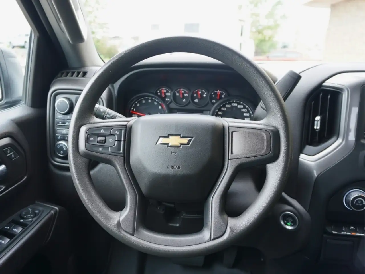 Chevrolet Silverado 1500 снимка Chevrolet Silverado 1500