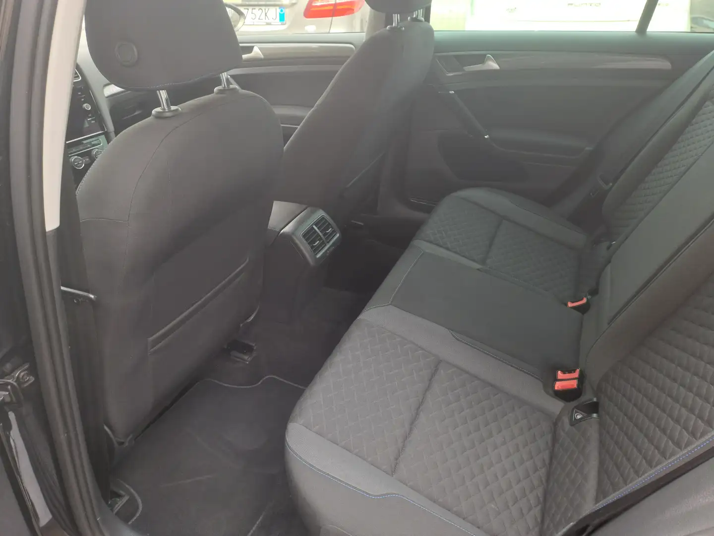 Volkswagen Golf Golf 5p 1.6 tdi Sport Edition 110cv Nero - 1