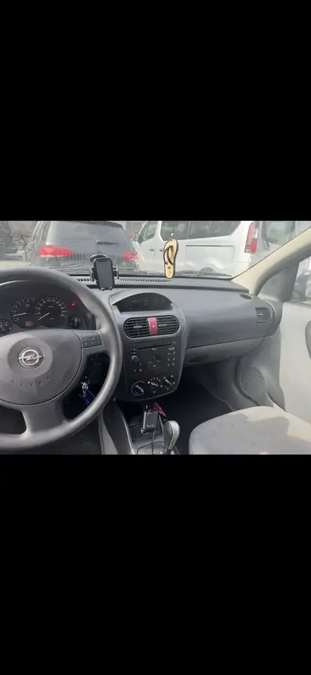 Opel Corsa 1.2 16V Comfort, foto 5