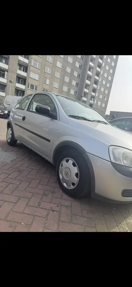 Opel Corsa 1.2 16V Comfort, foto 4